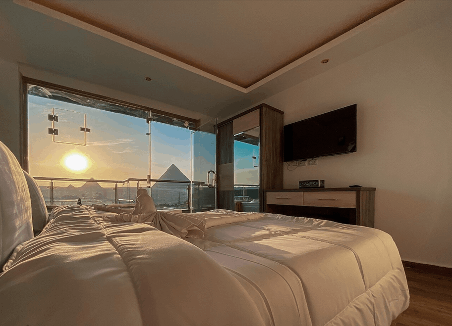 Best View Pyramids Hotel – a stay at the foot of history